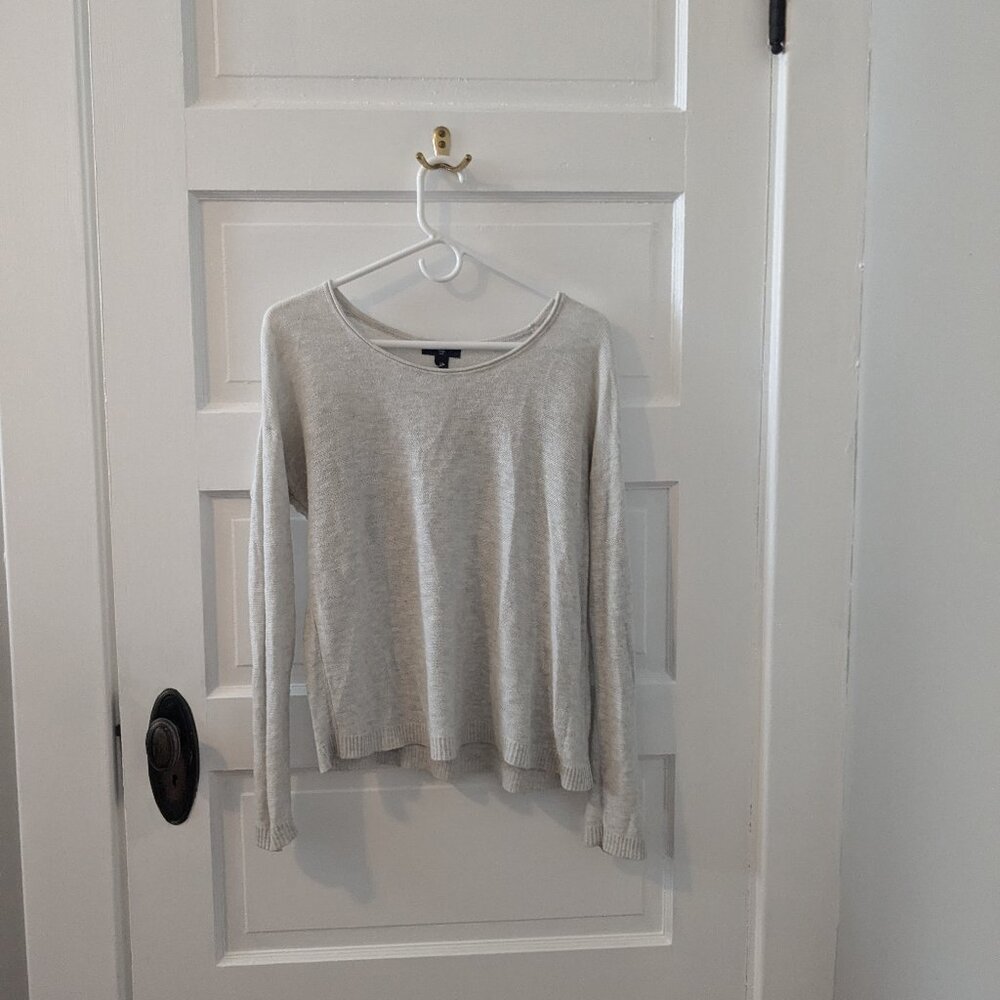 Gap light weight white sweater